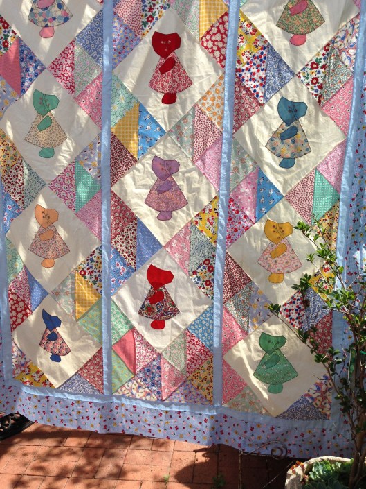Another gorgeous Sunbonnet Sue quilt